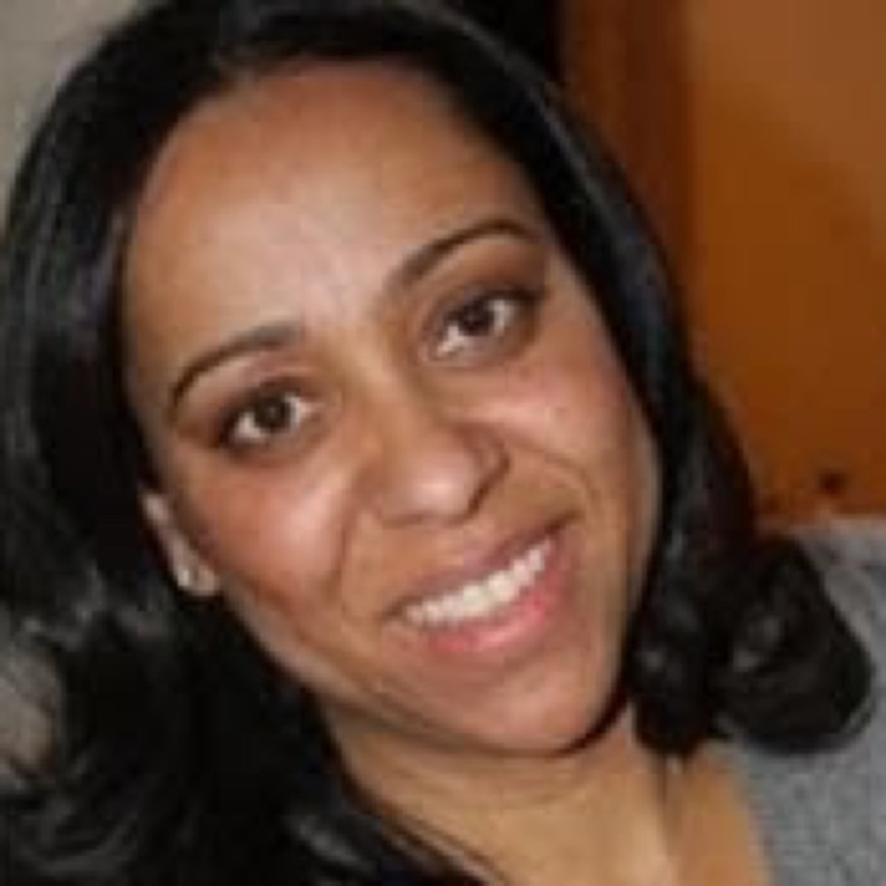 Meet your Posher, Simone